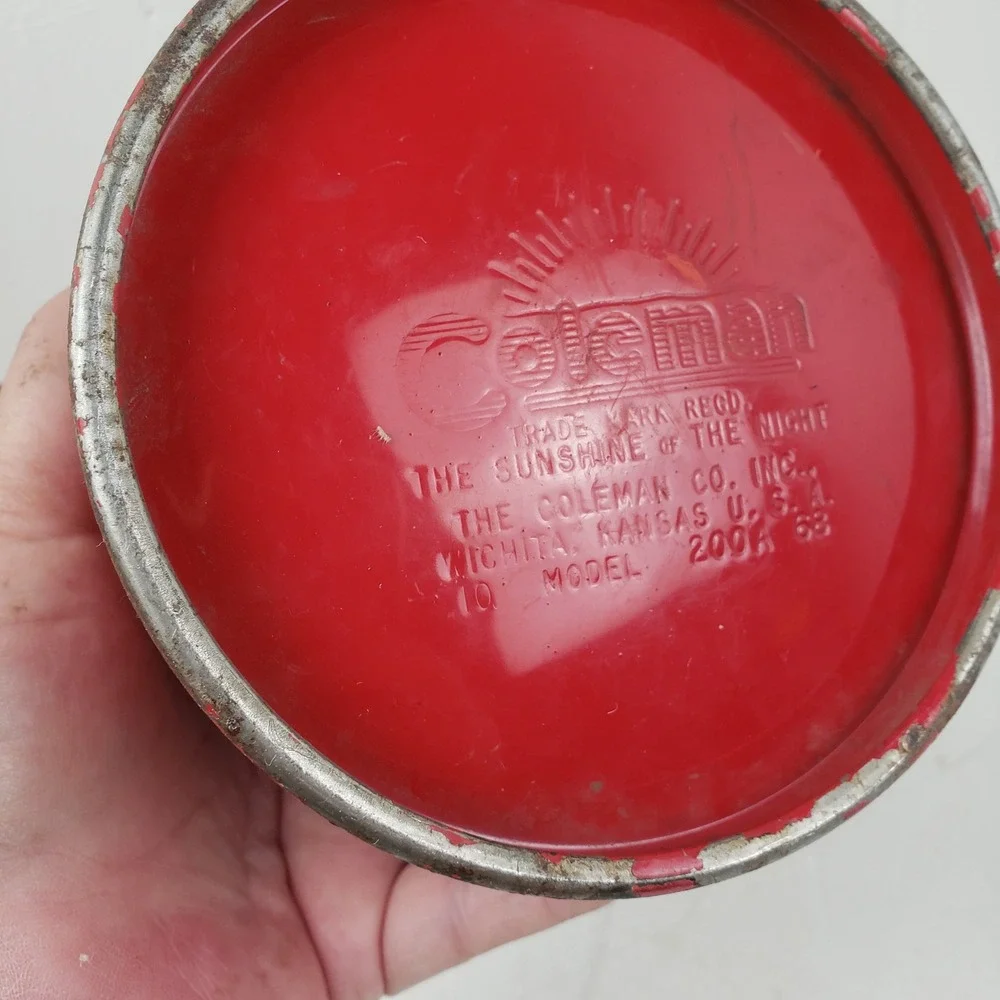 Vintage Coleman 200A Red Lantern Single Mantle Gas Camping Light 10/68